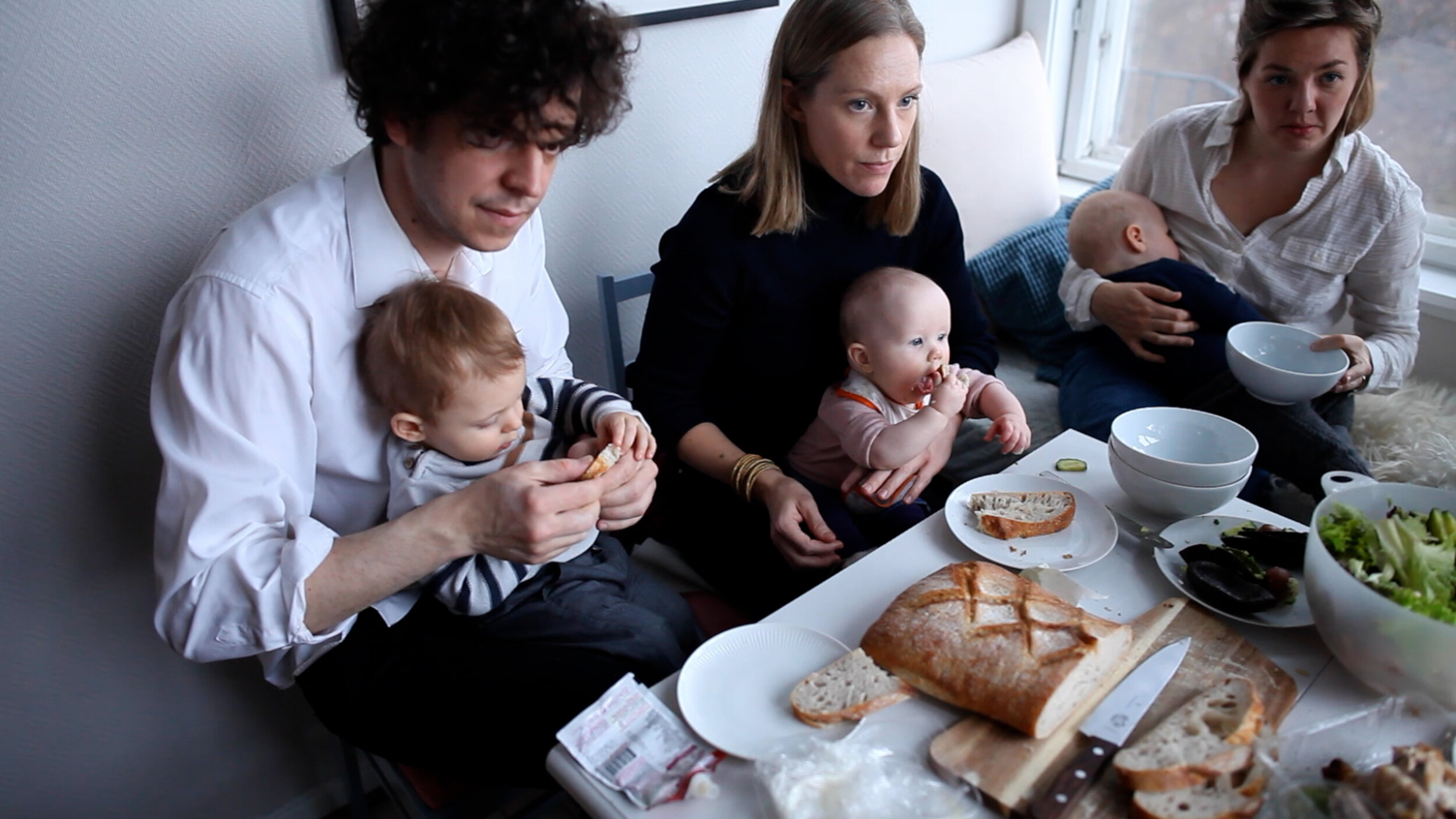 De små voksne Filmanmeldelse av Mariken Halles «Den store babyen» bilde bilde bilde